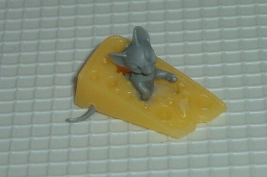 Mouse With Cheese Doll house Miniature mice & Cheese 1.12 Scale Mice Miniatures