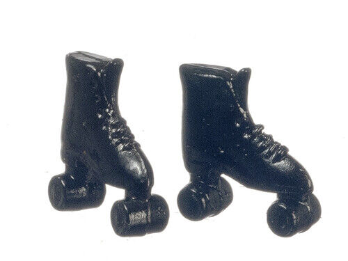 Roller Skates, Dolls House Miniatures, Shoes, 1.12 Scale
