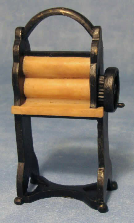 Mangle, Doll House Miniature. 1.12th Scale Miniatures, Laundry