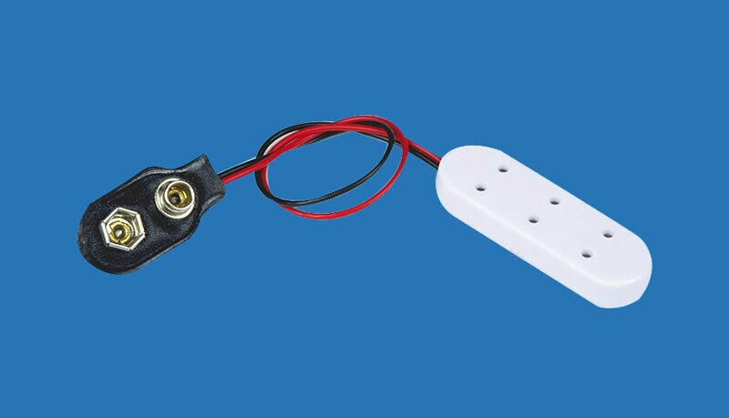 Dolls House Battery Powered Triple Extension Strip 9 Volt Socket