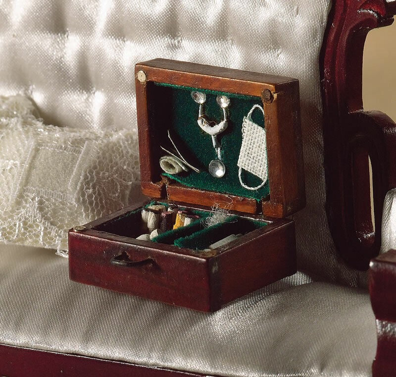 Doctors' Case & Equipment, Dolls House Miniature Accessory, Doctor, Medical Mini