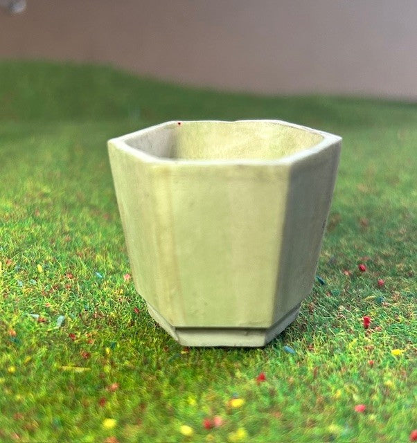 Garden Planter, Dolls House Miniature, Outdoor Plant Accessory, Plant Pot