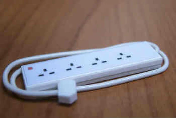 Four Socket Bar Extension,Dolls House Miniature, Room Accessory