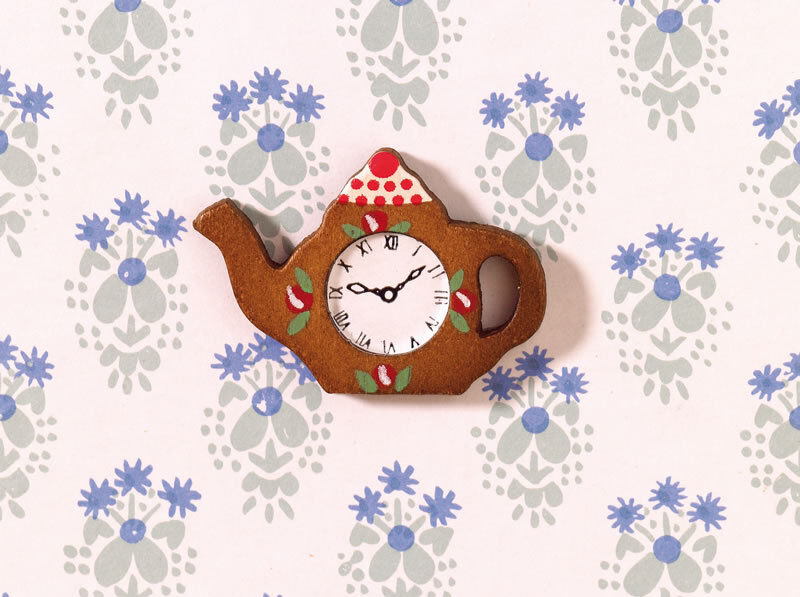 Wall Clock Teapot Shape, Dolls House Miniatures, 1:12th Scale