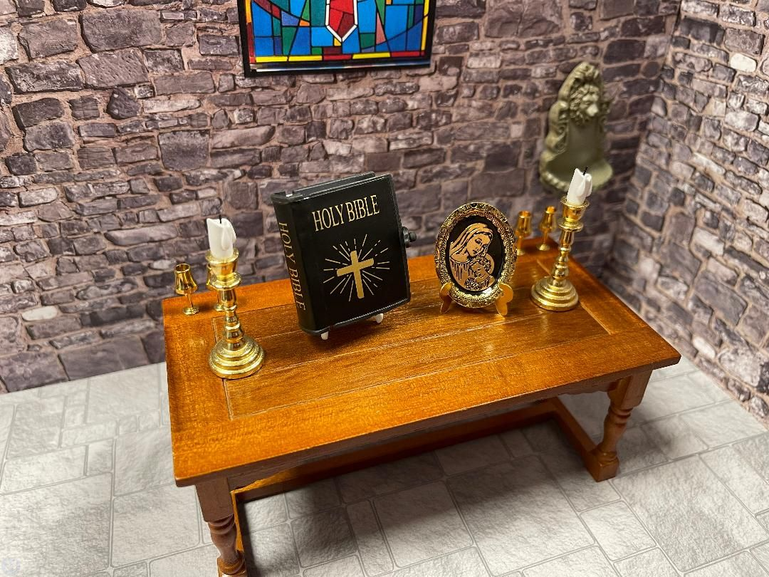 Gold Display Plate, Religious, Doll House Miniature 1.12 Scale, Ornamental