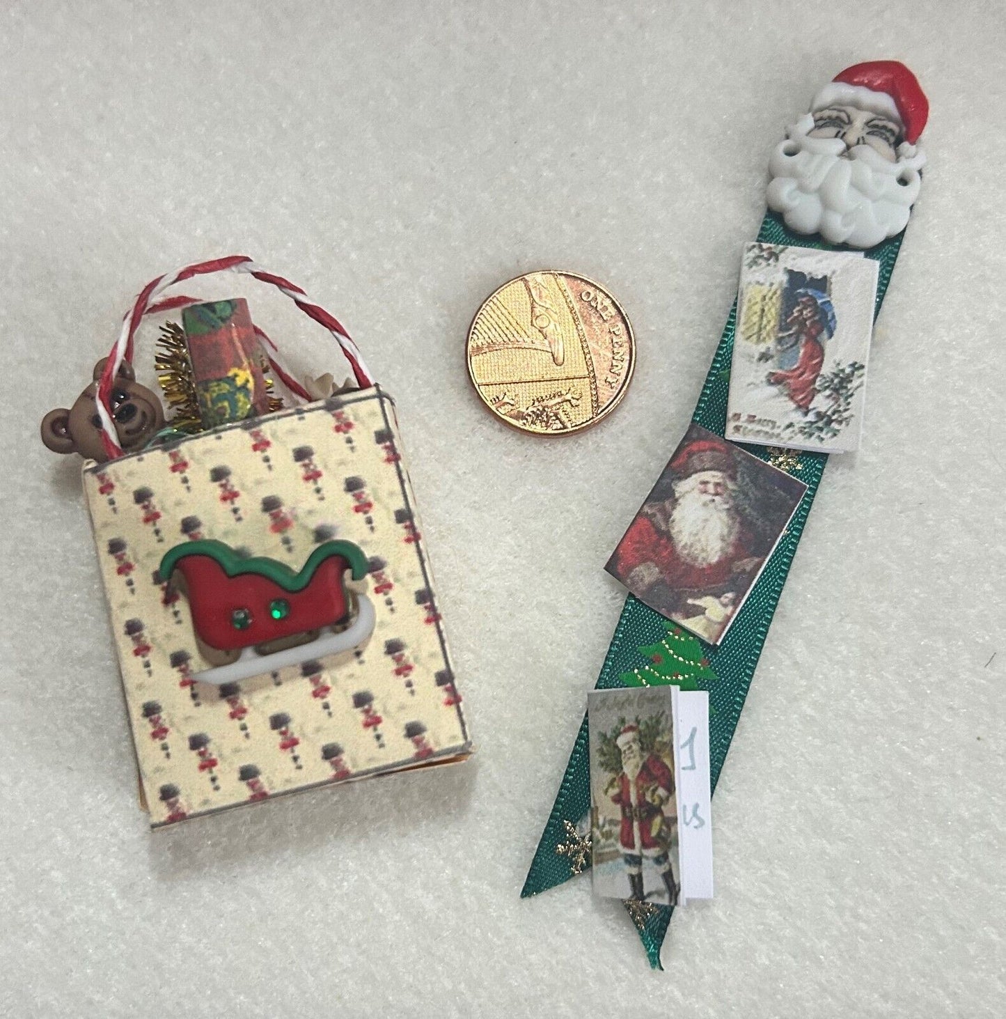 Handmade Christmas Bag & Card Display, Doll House Miniatures, Xmas 1.12th