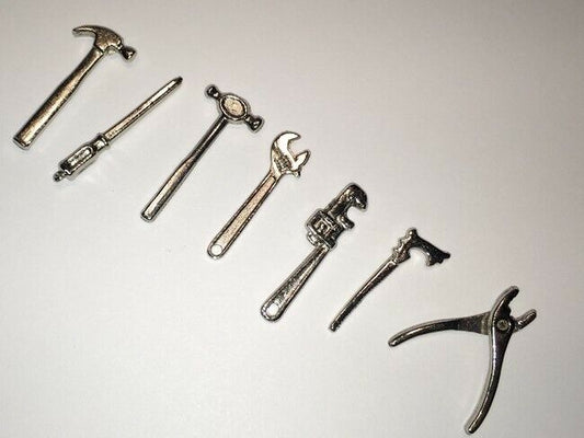 7 Piece Metal Tool Kit , Dolls House Miniatures, Tools 1.12th Scale