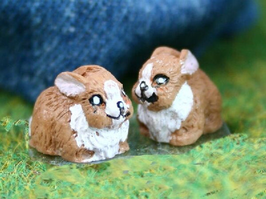 2 Baby Bunnies, Dolls House Miniatures, Rabbits, Pets & Animals 1.12 Scale