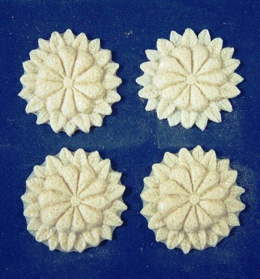 Round Wall Plaques 30mm Diameter 4 Pack, Dolls House Miniatures, DIY