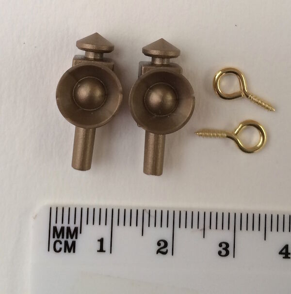 Moulded Pair of Lamps Brass Coloured, Dolls House Miniatures.