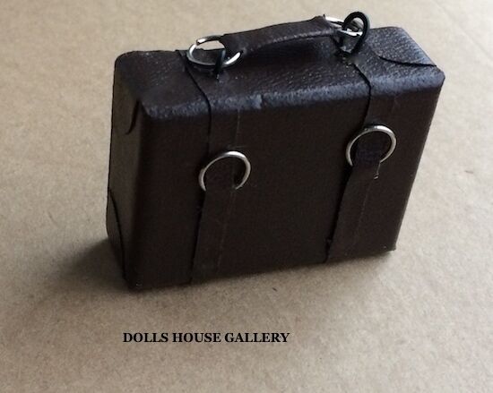 Medium Suitcase in Brown, Dolls House Miniature Dolls Accessory
