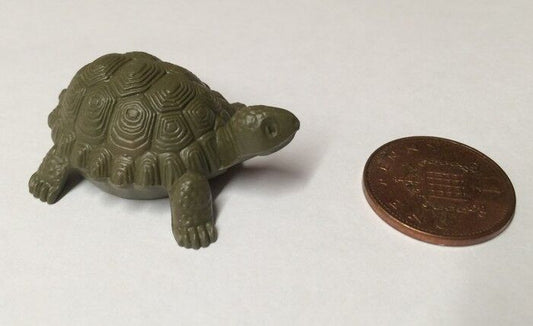 Large Tortoise, Dolls House Miniatures, Pets & Animals