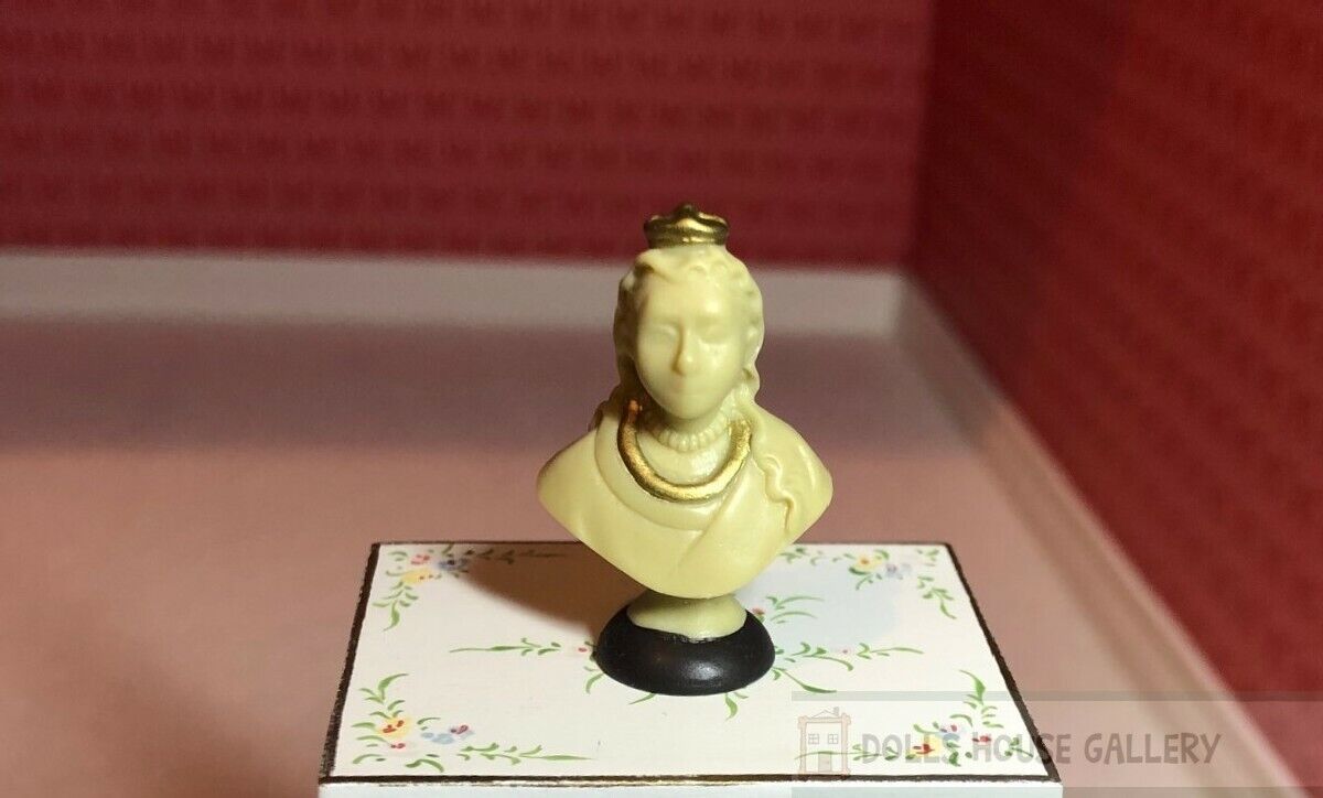 Small Queen Victoria Bust, Dolls House Miniatures, Accessory Decor