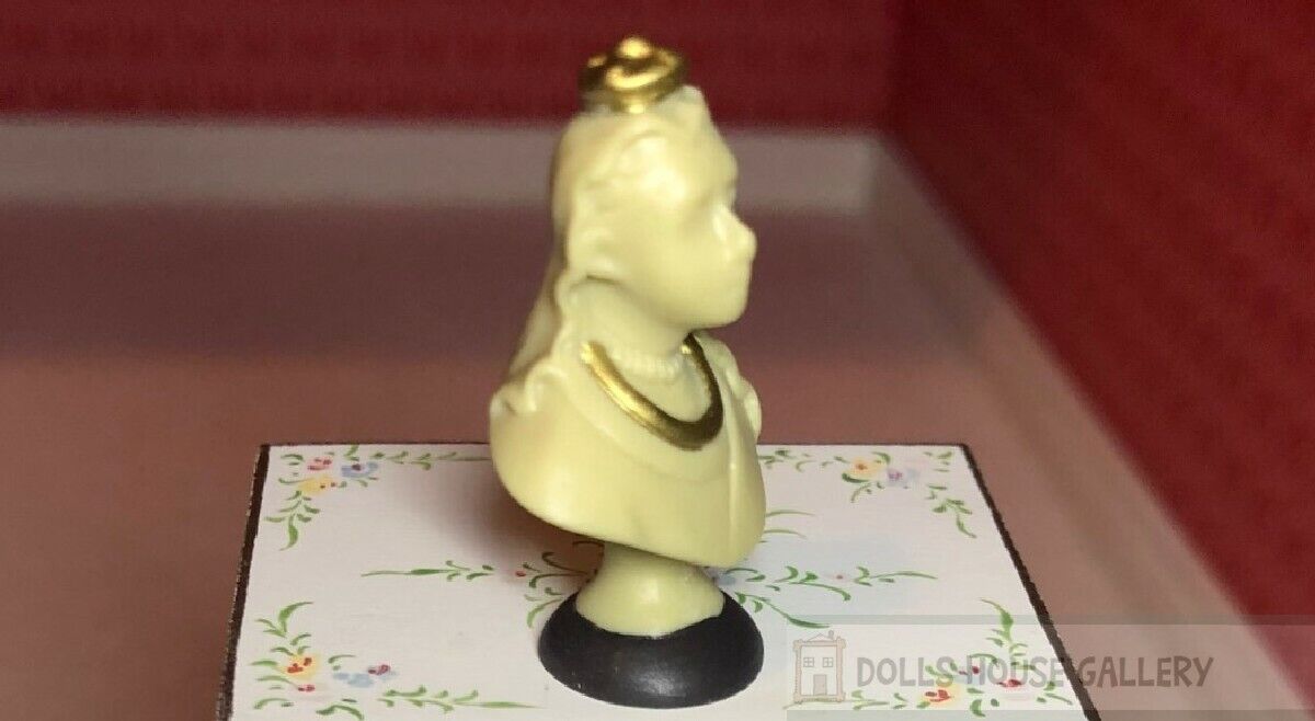 Small Queen Victoria Bust, Dolls House Miniatures, Accessory Decor