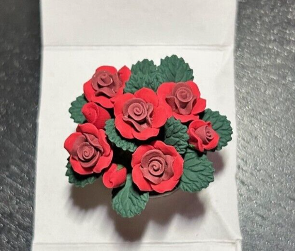 Roses, Dolls House Miniature, Flowers 1/12 Scale Display, Miniatures