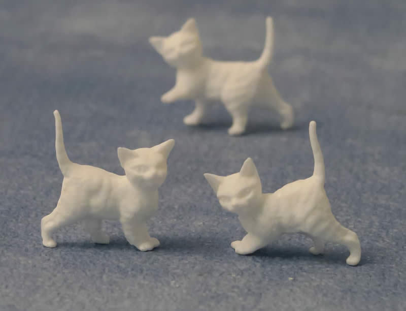 Three White Kittens, Doll House Miniatures, Animals & Pets, Cats.