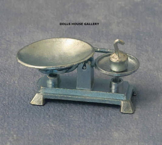 Pewter Kitchen Weighing Scales, Dolls House Miniatures, Kitchen Accessory