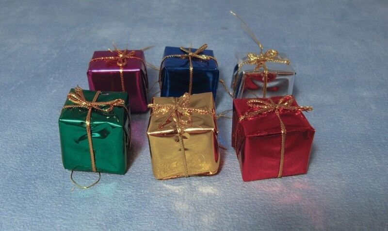 Dolls House Christmas Or Birthday Presents 6 Pack - 2.5cm, Miniature Xmas Small