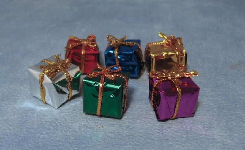 Dolls House Christmas Or Birthday Presents 6 Pack - 1.5cm, Miniature Xmas Small