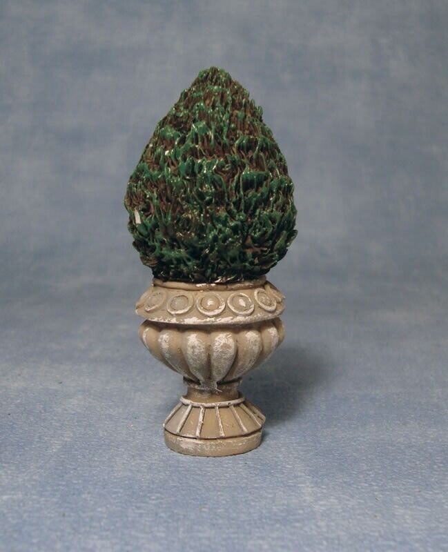 Flat Backed Topiary Bush, Dolls House Miniature Garden Plants 1/12 Scale