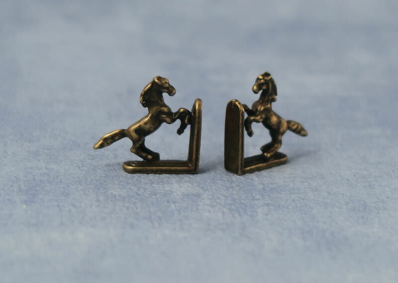 Antique Horse Bookends, Dolls House Miniature, Books, Study Shelf