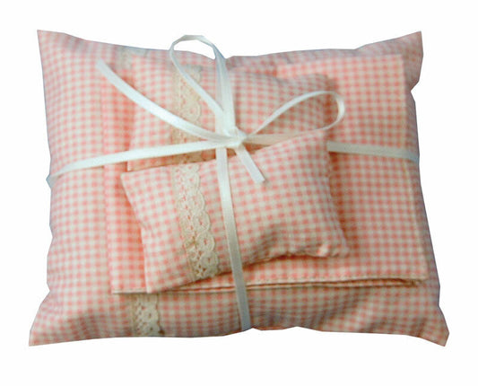 Pink & White Duvet with Sheet & Pillows, Dolls House Miniature Bedding