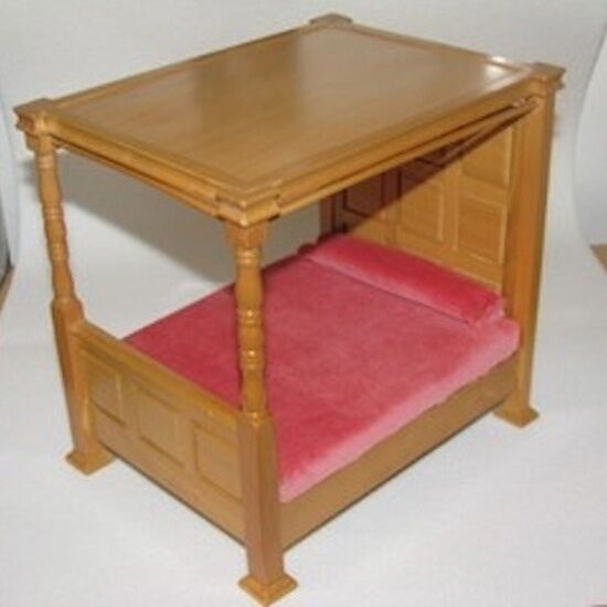 Tudor Style Double Bed Dolls House Miniature Bedroom Furniture 1.12 Scale