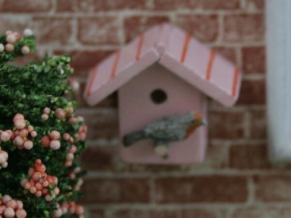 Pink Bird Box (bird not included) Dolls House Miniatures garden 1.12 Scale