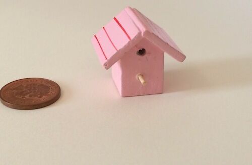 Pink Bird Box (bird not included) Dolls House Miniatures garden 1.12 Scale