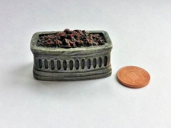 Bowed Fire Grate, Dolls House Miniature, 1.12 Scale