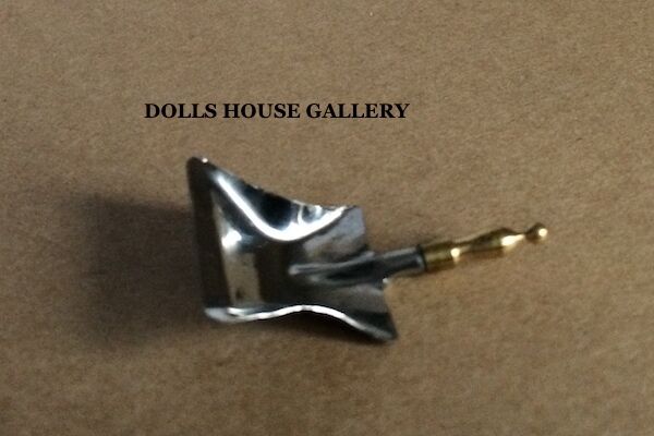 Dustpan For A Dolls House, Miniature Item, Cleaning Product, 1.12th Scale,Shovel