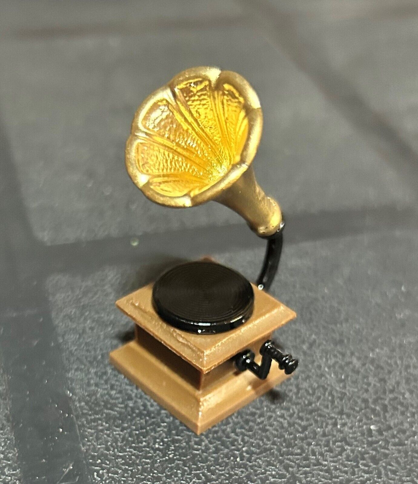 Gramophone, Miniature Dolls House Accessory. Music Room