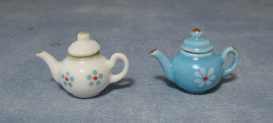 White Or Blue Ceramic Teapot Floral Motif  1:12 Scale Dolls House Kitchen