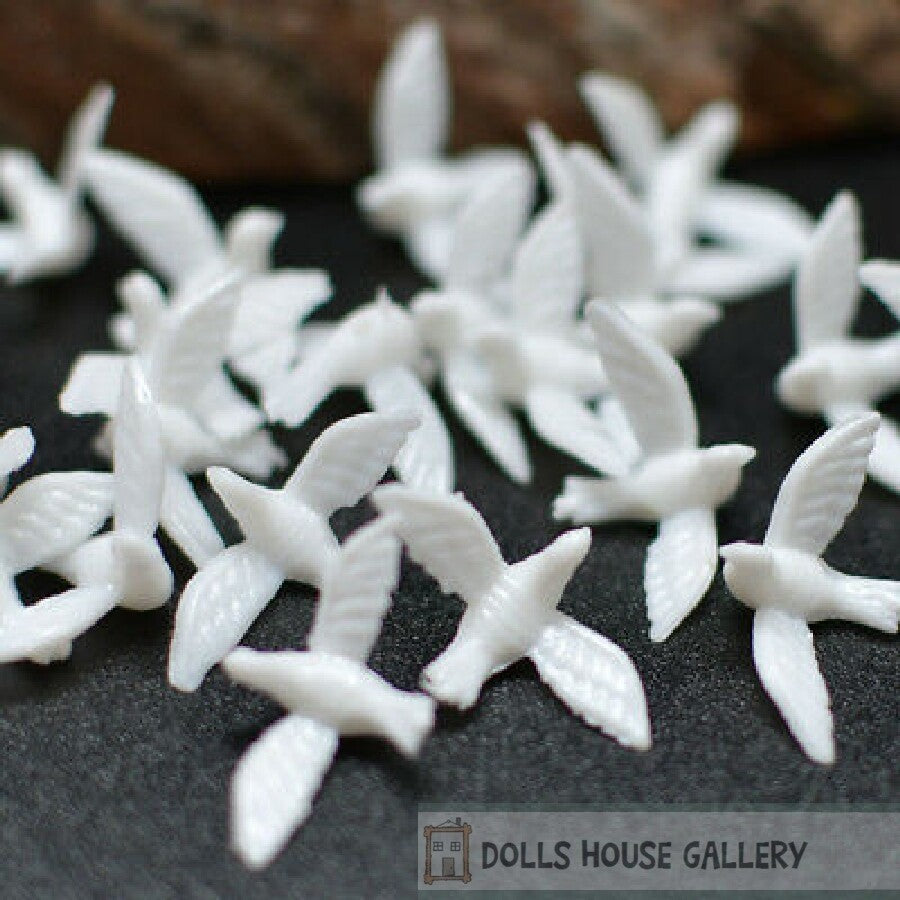 6 Small Doves, Dolls House Miniature, Animals Birds, Dove