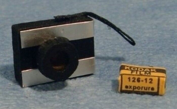 Camera & Film Dolls House Miniature audio visual  1:12 Scale Miniatures