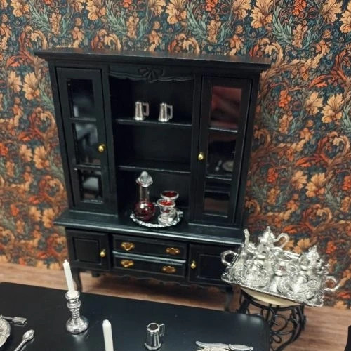 Wine Decanter & Glasses With Tray, Doll House Miniatures 1.12th Scale