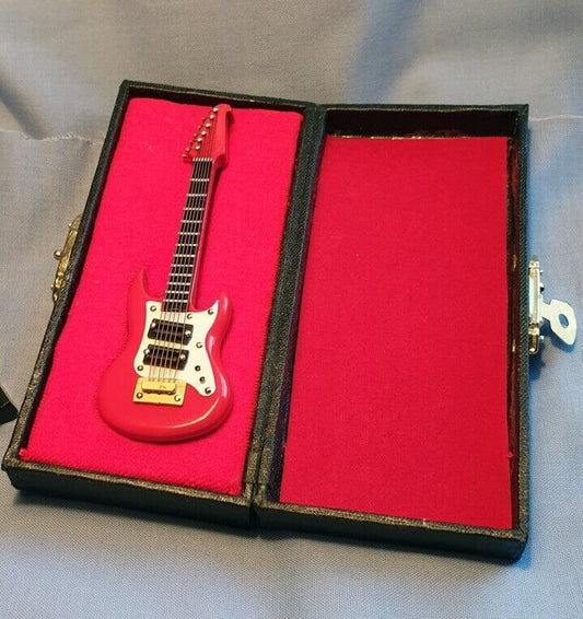 Red Washburn Guitar & Hard Case 1.12 Scale Miniature Music Room