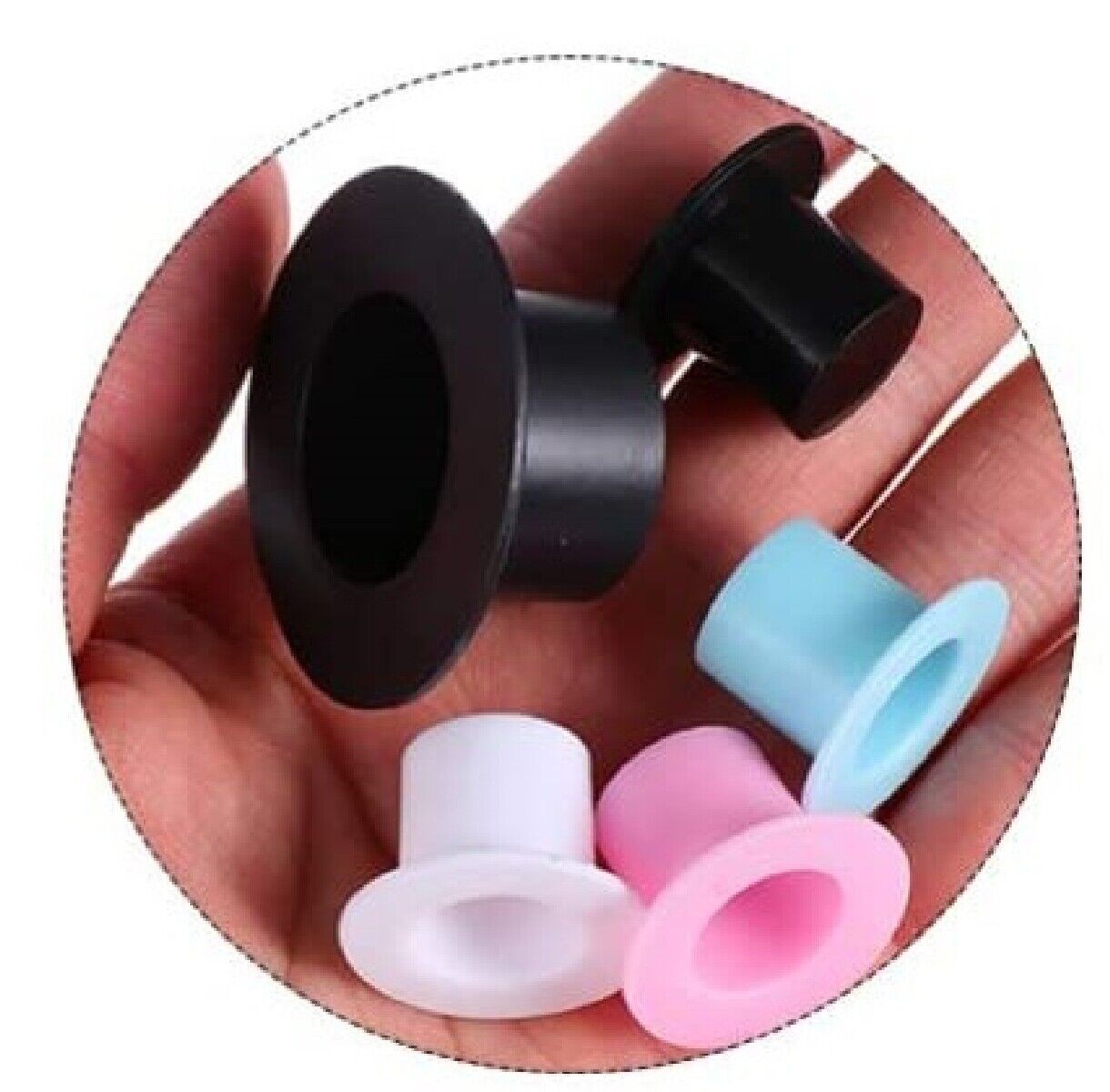 1 White Small Plastic Top Hat , Miniature Dolls House Miniatures Clothing