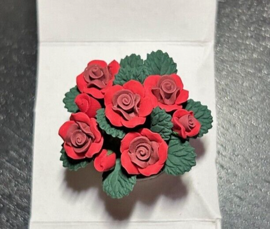 Roses, Dolls House Miniature, Flowers 1/12 Scale Display, Miniatures