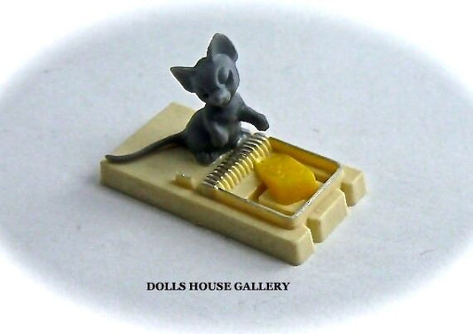 Mouse on a Trap, Dolls House Miniature Pets & Animals 1/12 scale Rodent