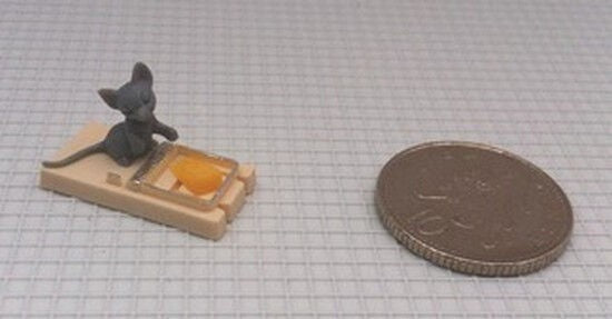 Mouse on a Trap, Dolls House Miniature Pets & Animals 1/12 scale Rodent