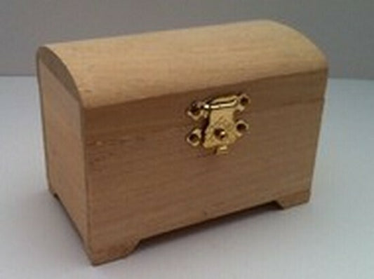 Hinged Chest Barewood, Miniature Dolls House Accessory, 1.12 Scale