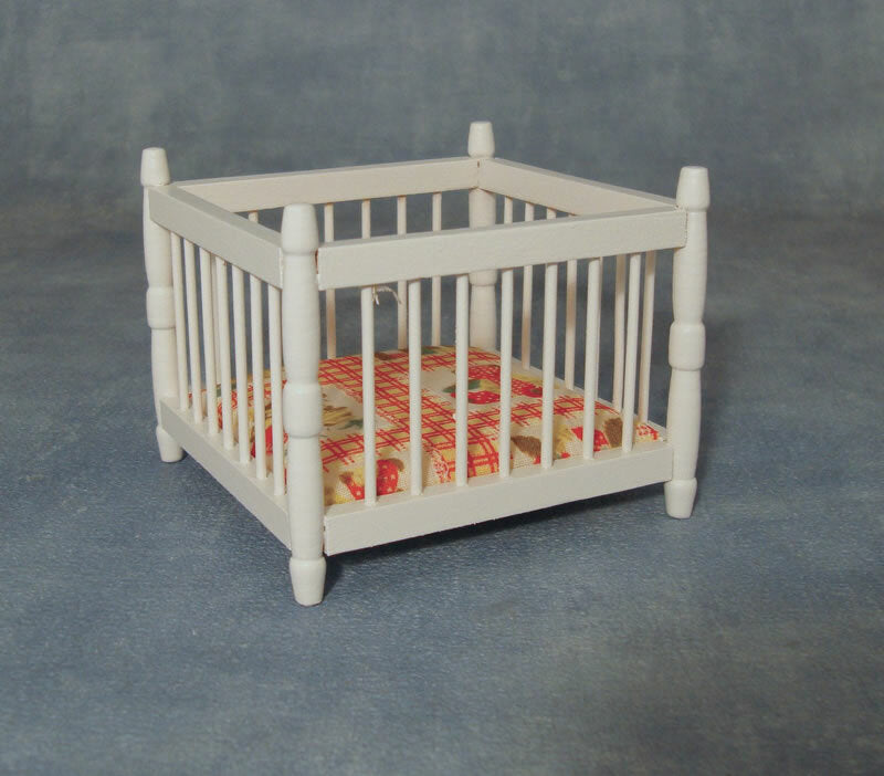 White Wooden Playpen, Dolls House Miniature, Nursery 1.12 Scale