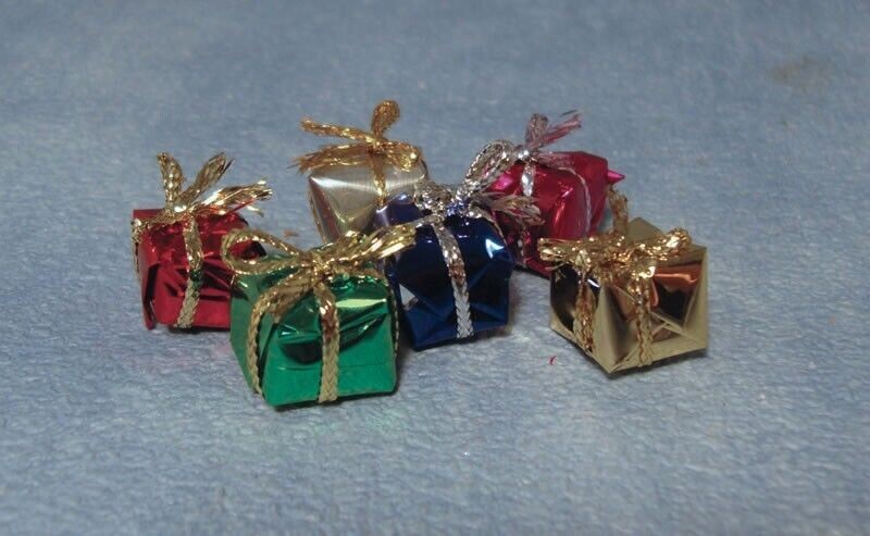 Dolls House Christmas Or Birthday Presents 6 Pack - 1cm, Miniature Xmas Small