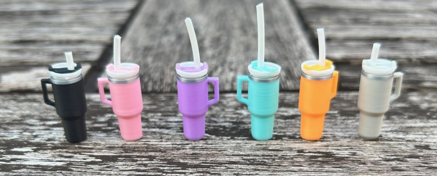 Thermal Cup With Lid & Straw, Dolls House Miniature, Price is For ONE ONLY