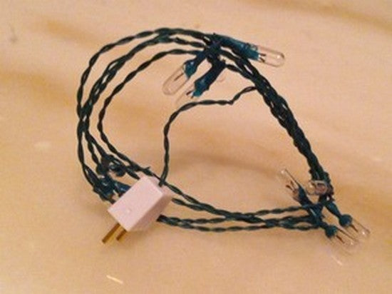 String of 12x3mm White Lights Christmas string with plug Dolls House Miniature