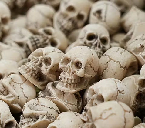 One Miniature Detailed Skull, 15mm Tall, Halloween,Skeleton