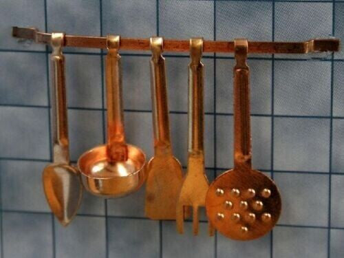 Copper Kitchen Utensils, Dolls House Miniatures,1.12 Scale