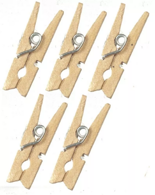 Dolls House Miniature Garden 1:6 Accessory Sprung Wooden Clothes Pegs Working