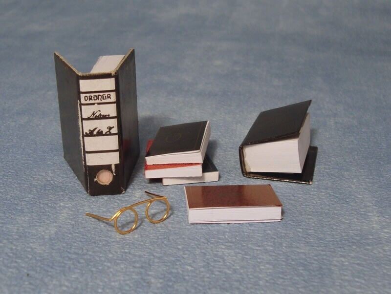 Books & Reading Glasses, Dolls House Miniatures, Study, Library, Miniature